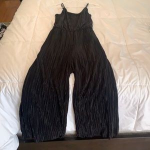 So cute. Pants dress.